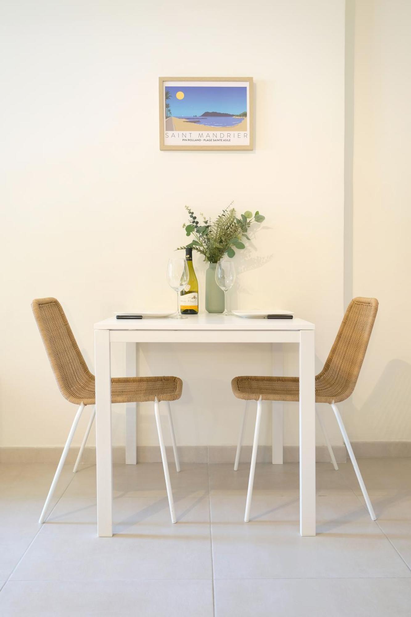 Studio Renove, 5Mn Plage, Terrasse, Clim, Velos Saint-Mandrier-sur-Mer Exteriér fotografie